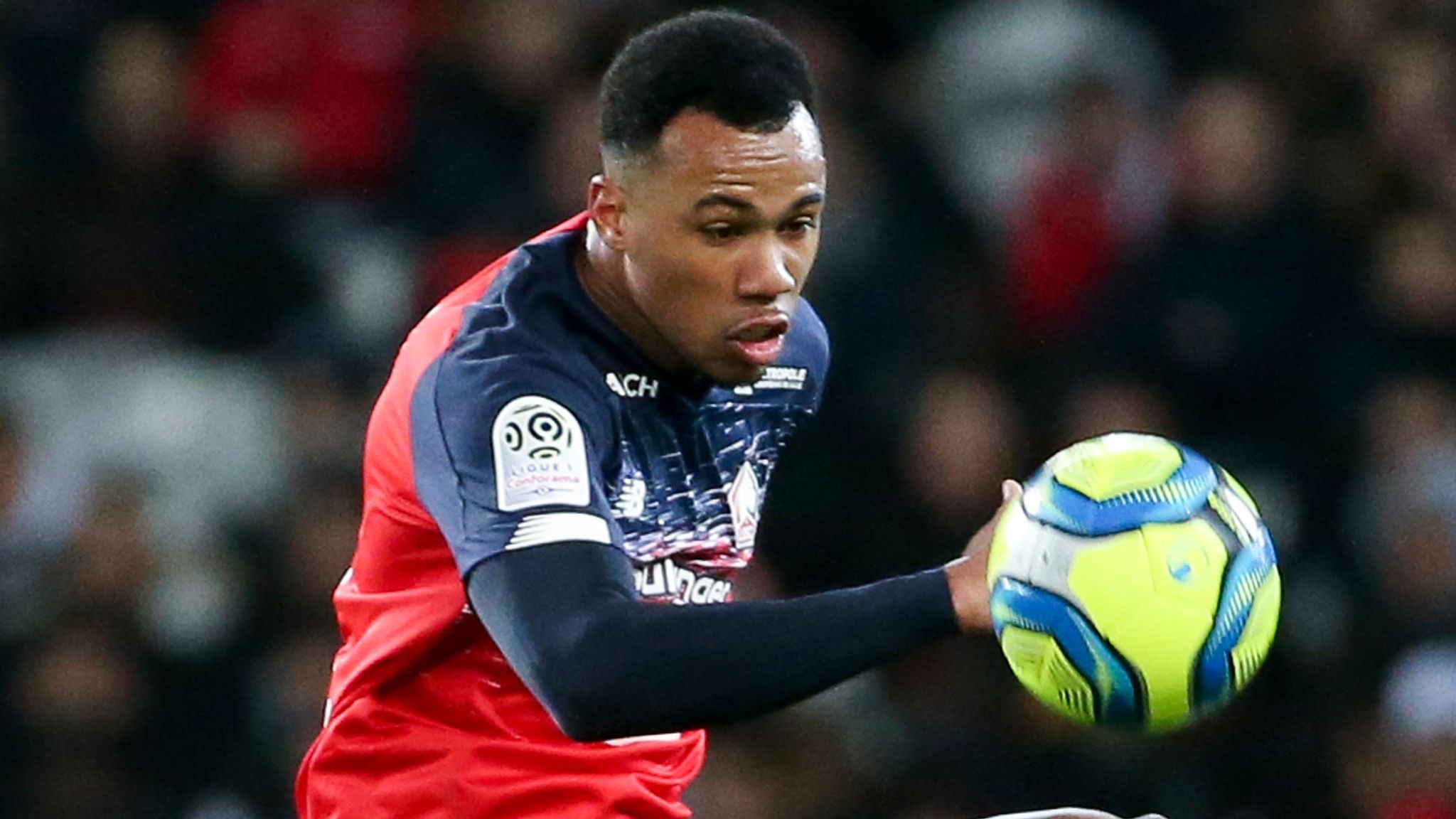 chelsea close magalhaes - Bóng Đá