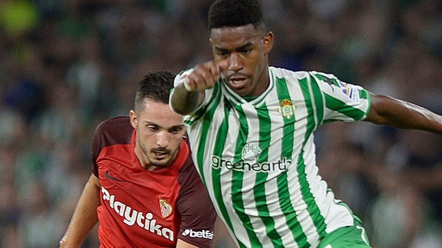 Liverpool transfer news LIVE - Junior Firpo speaks on future, Lyon in talks with clubs over Nabil Fekir, Naby Keita injury worry - Bóng Đá