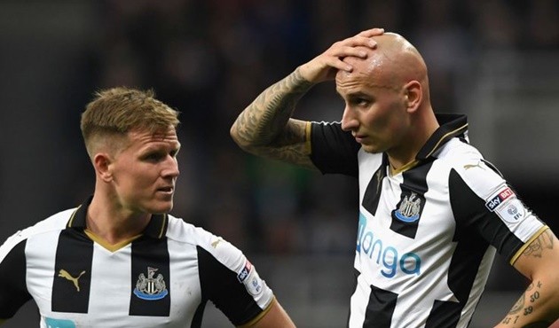 Jonjo Shelvey and Matt Ritchie sign Newcastle contract extensions - Bóng Đá