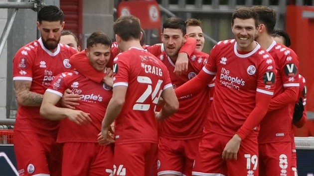 Mark Wright lives football dream with FA Cup triumph in Crawley's thrashing of Leeds - Bóng Đá