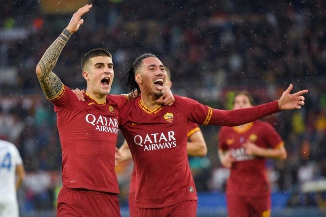 Mancini: 'I learn from Smalling' - Bóng Đá