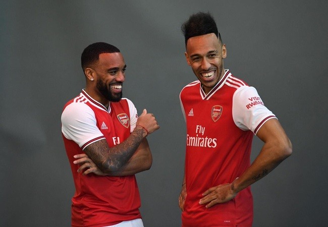 Team news: Lacazette, Pepe, Bellerin, Holding - Bóng Đá