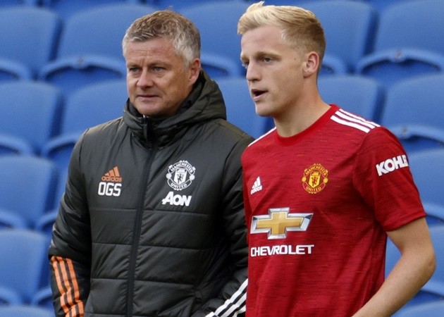 Muốn tồn tại ở Man Utd, Van de Beek hãy noi gương 'vua chia bài' - Bóng Đá