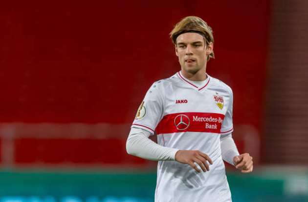 Bayern Munich muốn có Borna Sosa - Bóng Đá