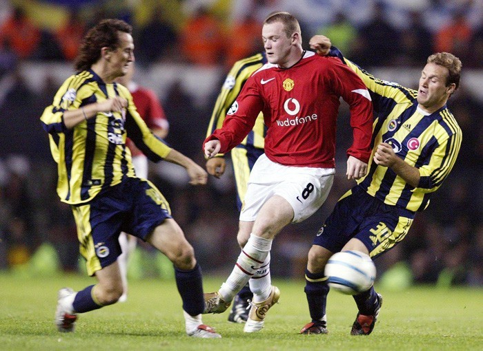Flashback to 18-year-old Wayne Rooney's unforgettable debut hat-trick for Man United against Fenerbahce 10 years ago  - Bóng Đá