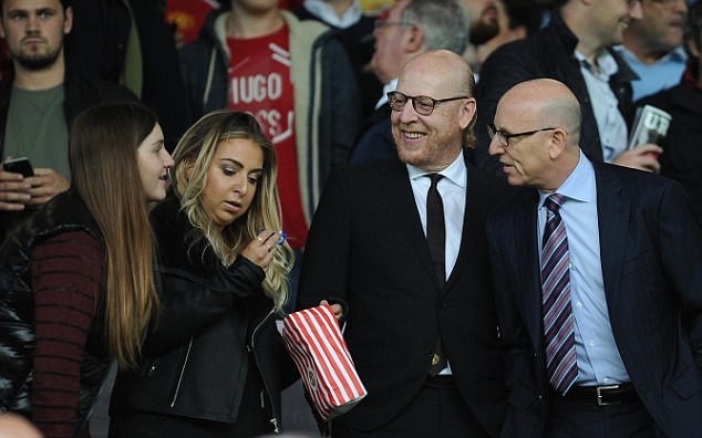 The Glazer family 'don't expect a title challenge from Manchester United next season EITHER' as they prepare a three-year plan for their 'cultural reset' - Bóng Đá