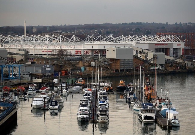 'Kỳ diệu' các SVĐ ở EPL nhìn từ góc độ khác (P1): Etihad lung linh - Bóng Đá