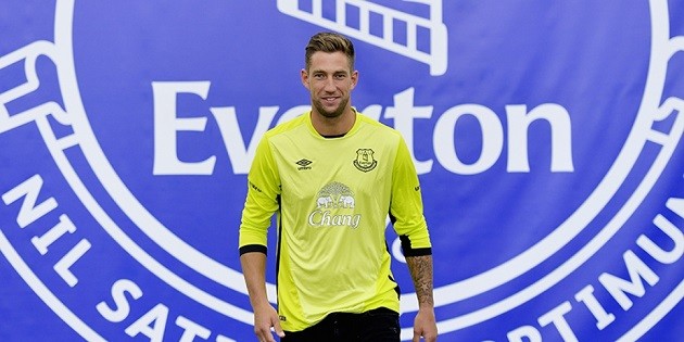 Real Madrid launch move for Maarten Stekelenburg as PSG target Keylor Navas transfer - Bóng Đá