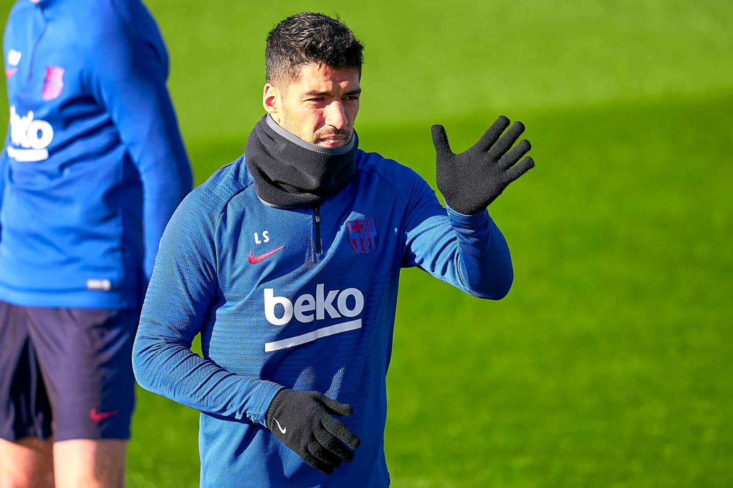 Luis Suarez ahead of schedule in recovery from knee injury - Bóng Đá