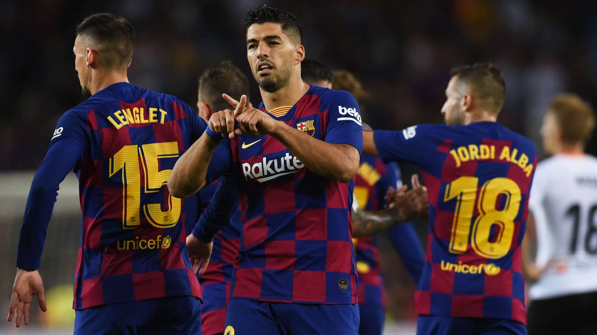 Busquets: Suarez is the best striker in the world, he brings goals - Bóng Đá