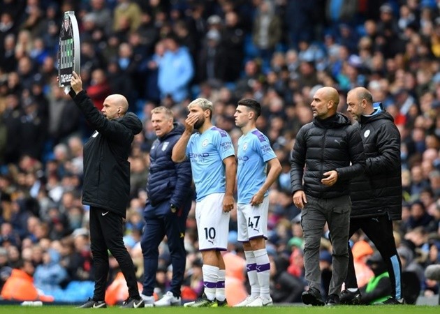 Official: #PL Clubs also agreed to revert back to using up to three substitute players, with a max 7 substitutes on the bench. - Bóng Đá