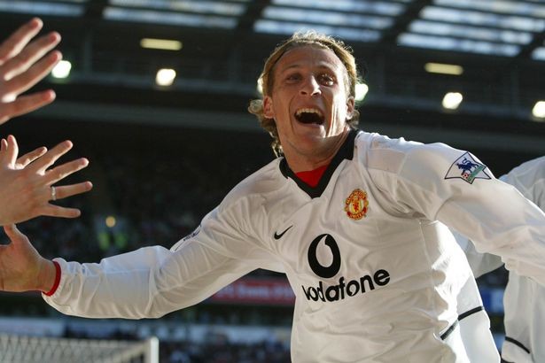 Diego Forlan on Sir Alex Ferguson and David Beckham's fight - Bóng Đá