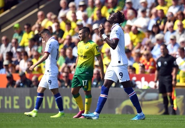 Arsenal legend names the Chelsea star who has been central to Frank Lampard's success so far - Bóng Đá