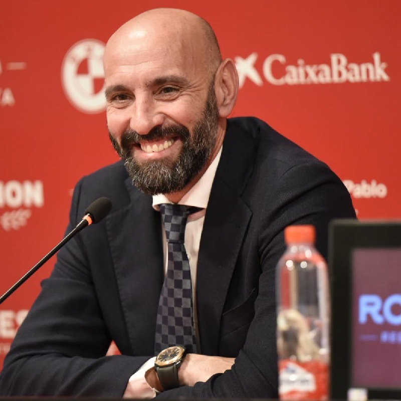 CHÍNH THỨC: Cựu sao Man City 'về tay' bố già - Bóng Đá