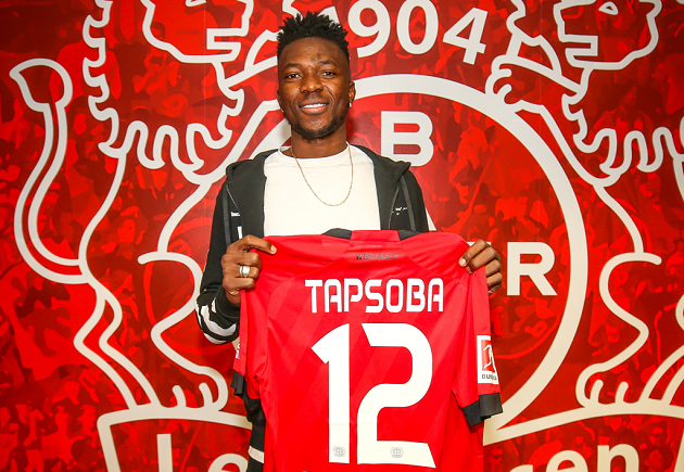 Wolverhampton Wanderers pulled the plug on a late move for 21-year-old defender Edmond Tapsoba - Bóng Đá