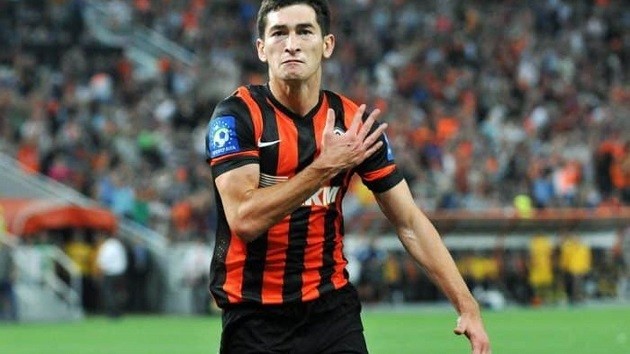 Crystal Palace Eyeing A Transfer For Combative Midfield Ace Taras Stepanenko: A Good Option For Hodgson - Bóng Đá