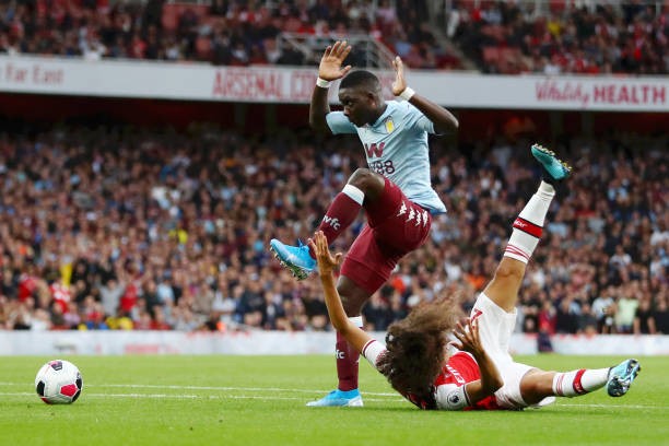 'Thảm họa' Maitland-Niles suýt nữa nhấn chìm Arsenal - Bóng Đá