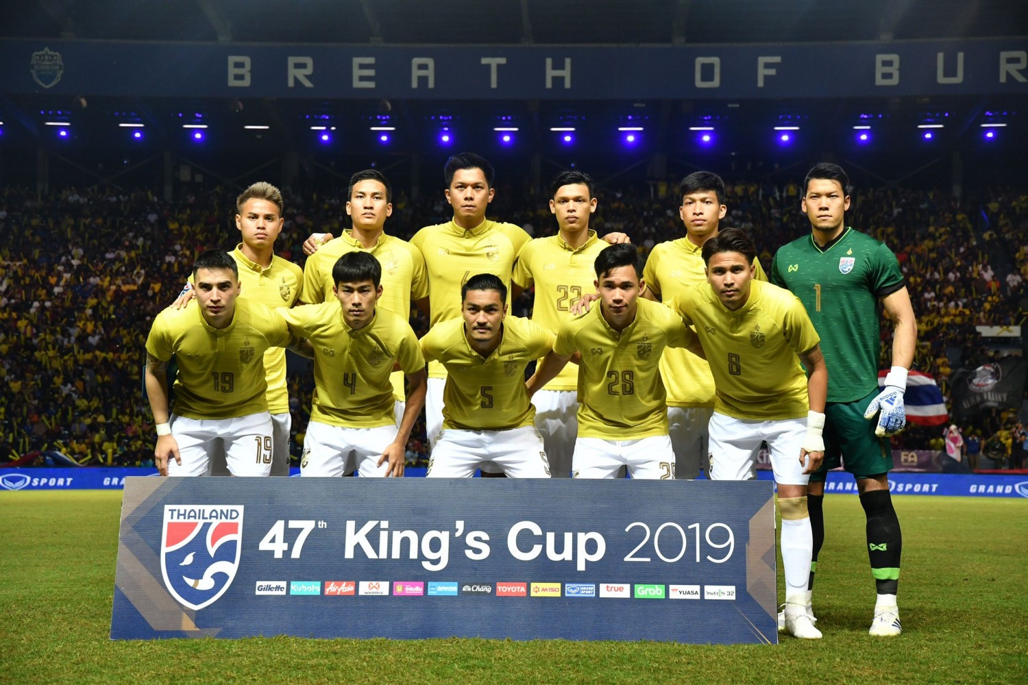 Không phục Việt Nam, người Thái quyết chơi lớn với HLV dự World Cup 2018 - Bóng Đá