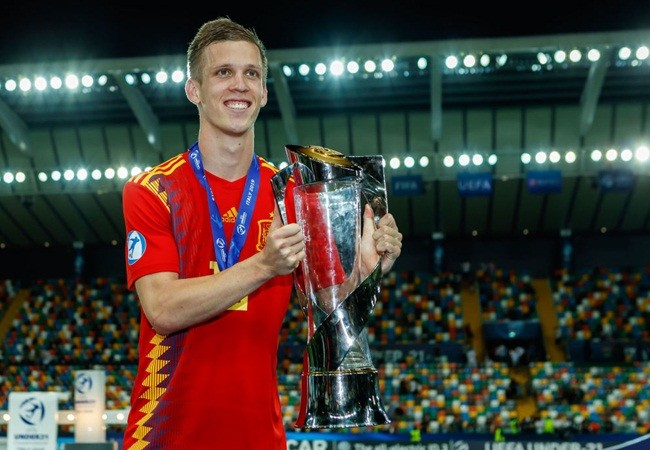 Tottenham and Man Utd summer transfer target Dani Olmo makes fresh statement on future - Bóng Đá