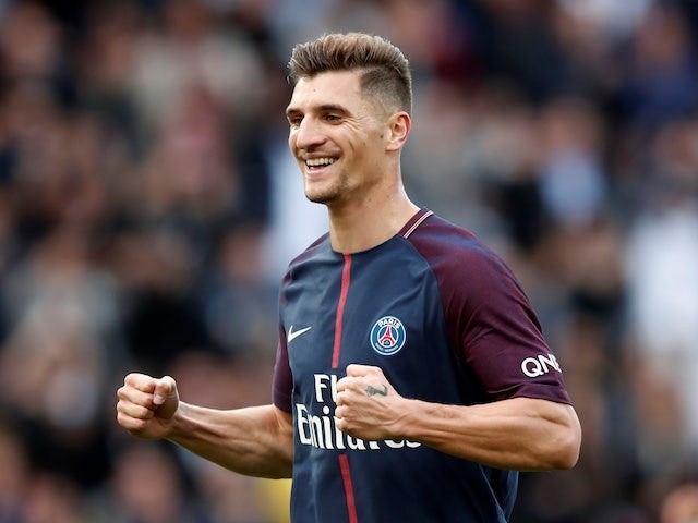 Mourinho Calls PSG's Meunier About Move - Bóng Đá