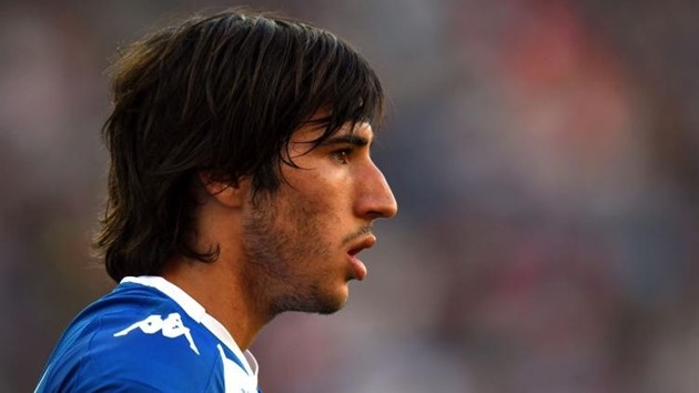 Juventus, Dortmund, AC Milan tranh Sandro Tonali - Bóng Đá