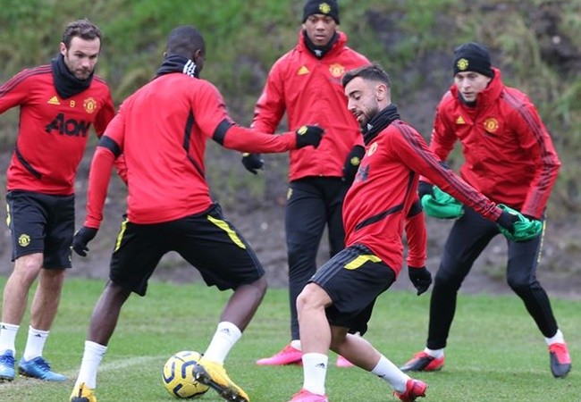 Diogo Dalot: It’s like Bruno Fernandes has been at Manchester United for two years already - Bóng Đá