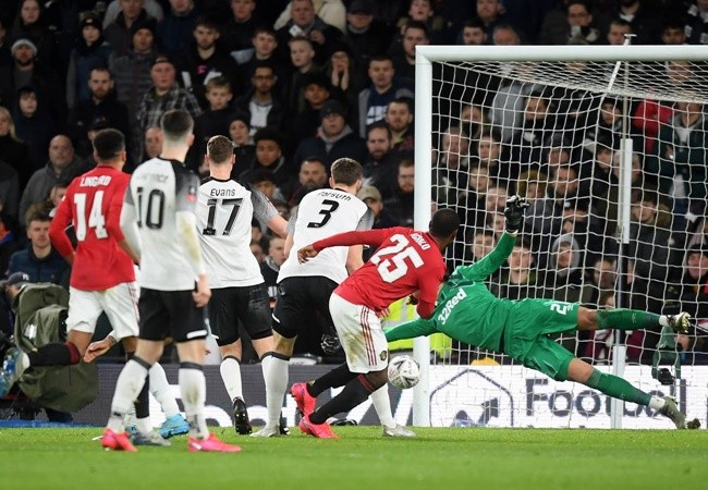 Ảnh sau trận Derby - Man Utd - Bóng Đá