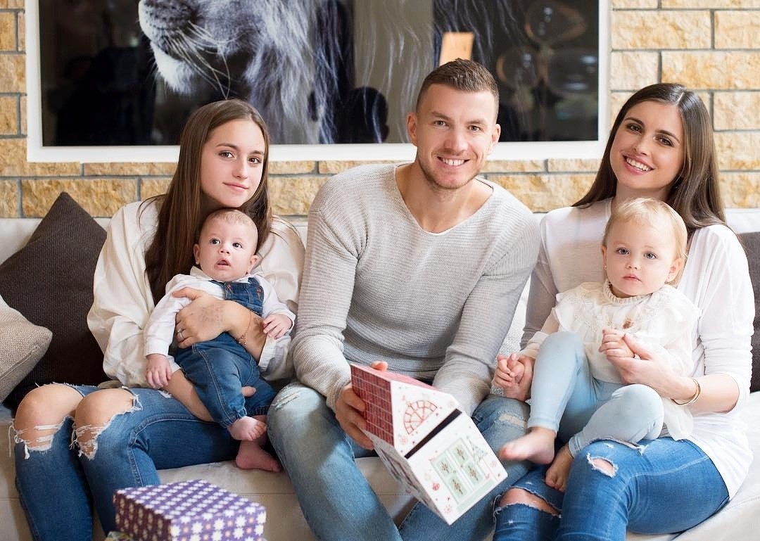 Coronavirus, lady Dzeko: 'We don't leave the house, but what luck to live in Rome' - Bóng Đá