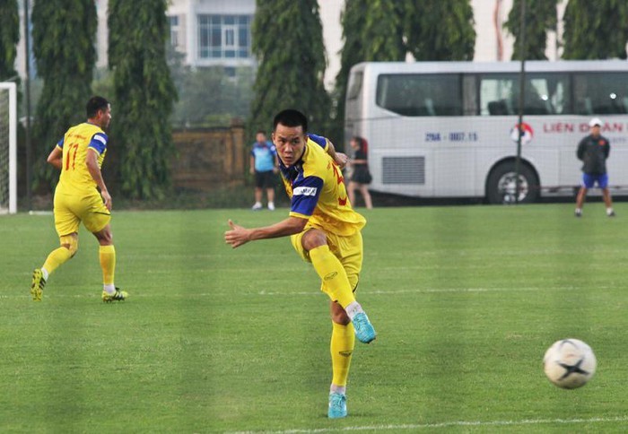 Điểm danh 5 cái tên nhiều khả năng chia tay ĐT Việt Nam trước trận gặp Malaysia - Bóng Đá