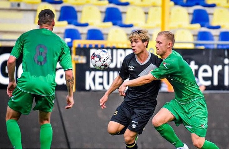 Báo Bỉ kỳ vọng Công Phượng sẽ toả sáng ở mùa giải mới - Bóng Đá