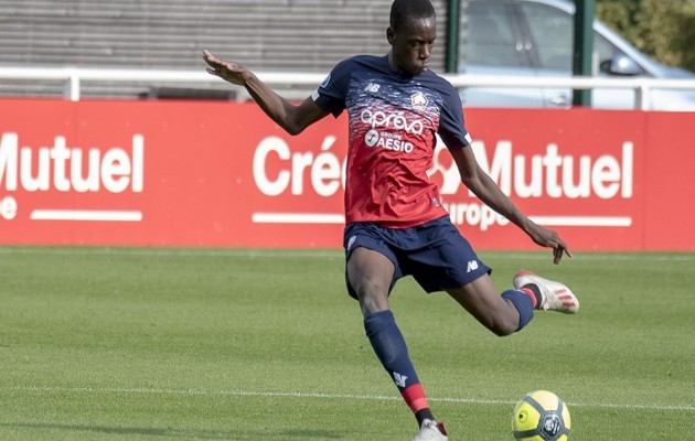 Man utd ready to sign ngoya - Bóng Đá