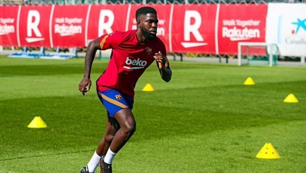 Umtiti quay trở lại tập cùng đội 1 Barcelona - Bóng Đá