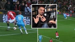 Greenwood có pha xoay xở đẳng cấp, tái hiện hình ảnh Berbatov - Bóng Đá