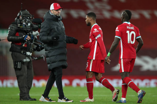 'They're not creating enough chances': Reds legend Lawrenson points out what's 'missing' with Liverpool - Bóng Đá