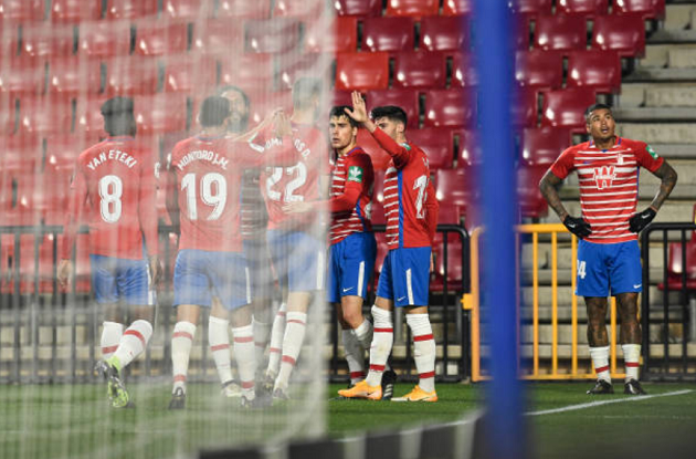 Barcelona và loạt thống kê áp đảo trước Granada - Bóng Đá