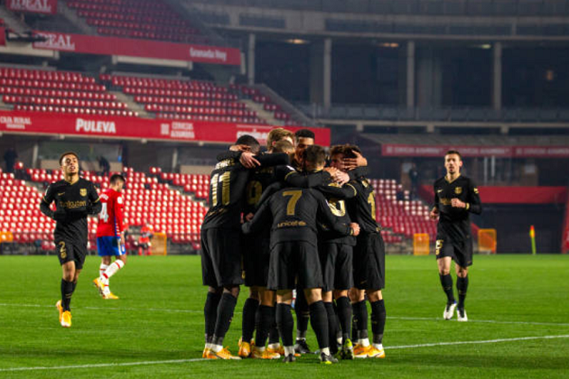 Barcelona và loạt thống kê áp đảo trước Granada - Bóng Đá