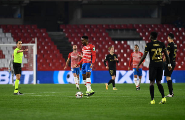 Barcelona và loạt thống kê áp đảo trước Granada - Bóng Đá