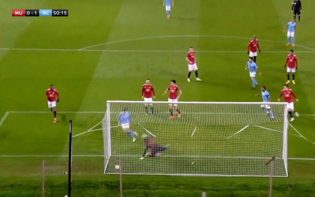 Tự biến mình thành khán giả, sao Man Utd làm đội nhà thua đau đớn - Bóng Đá