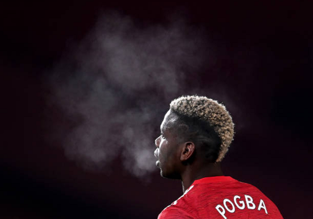 Tyrone Mings elbowing Paul Pogba brings back memories of Zlatan's three-game ban in 2017 - Bóng Đá
