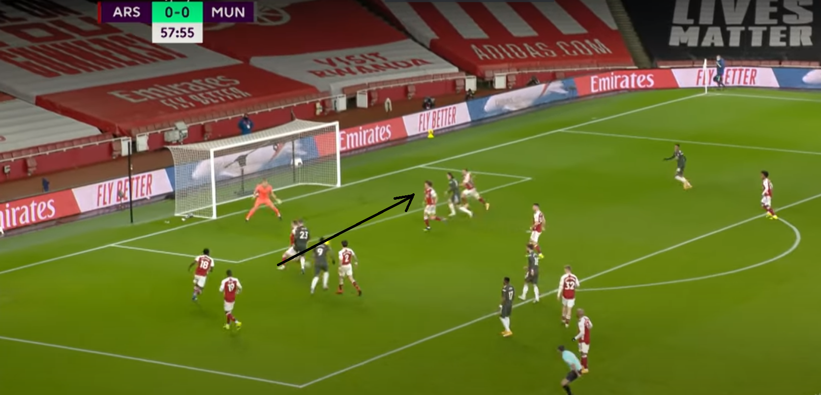 Man Utd tiki-taka: 'Chiến binh' hóa Iniesta, 'kẻ hủy diệt' làm điều không tưởng - Bóng Đá