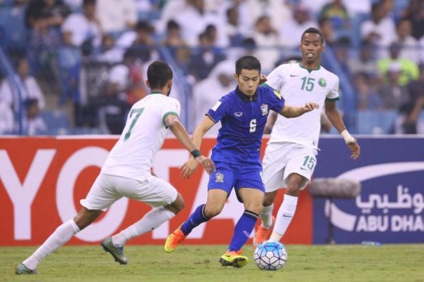 Đồng đội ở Muangthong gửi thông điệp đến Văn Lâm trước đại chiến - Bóng Đá