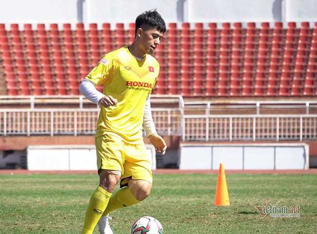 Tuyển Việt Nam: Mạo hiểm với người mới thôi, thầy Park! - Bóng Đá