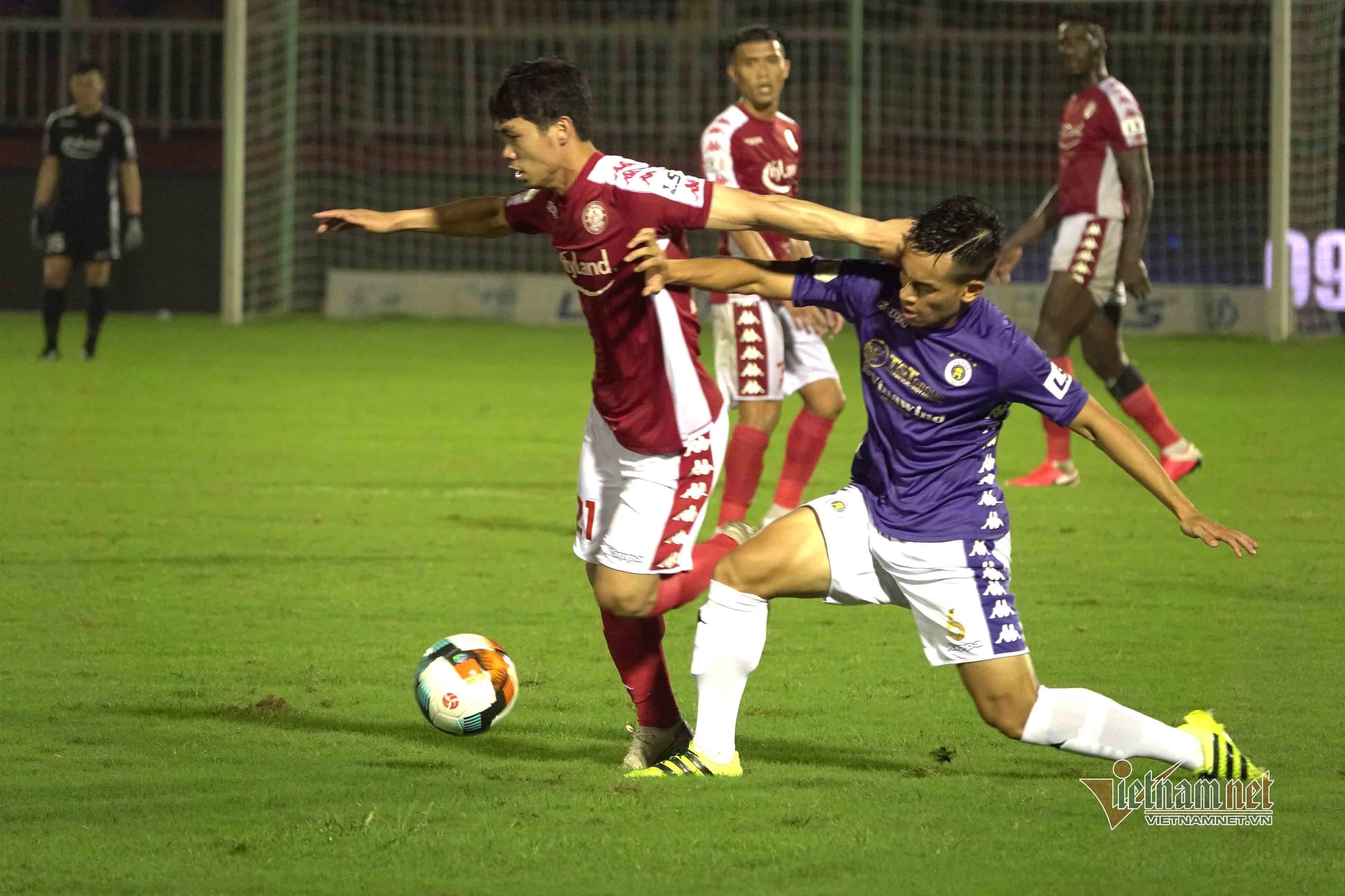 V-League lại tạm dừng, lo ngay ngáy rồi thầy Park - Bóng Đá