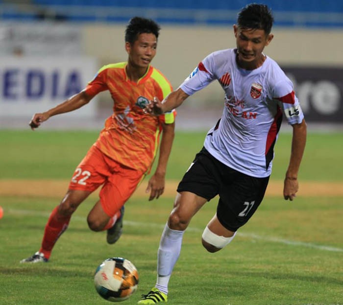 Nguyễn Khắc Vũ: 