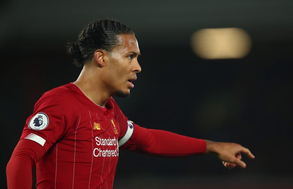 Liverpool to make Virgil van Dijk the best paid defender in the world after announcing monster £533m turnover - Bóng Đá