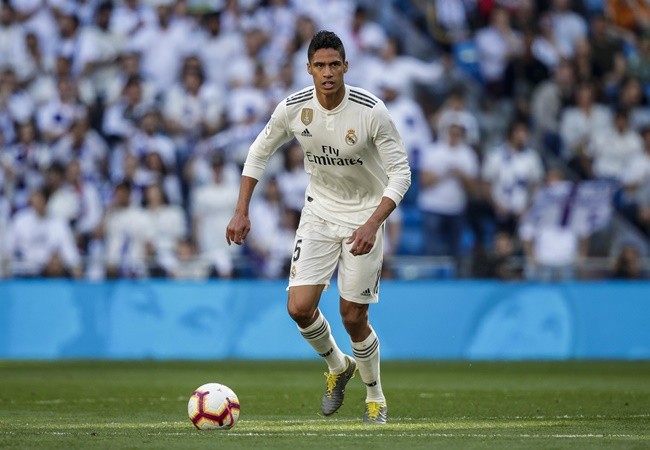 'Cực chất' với đội hình toàn trung vệ: 'Trung phong' Van Dijk, Ramos đá ở đâu? - Bóng Đá