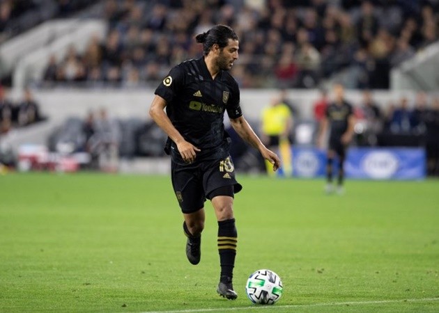 10 sao đáng lẽ Arsenal nên giữ lại: Cazorla, Vela và 'báu vật' Hà Lan - Bóng Đá