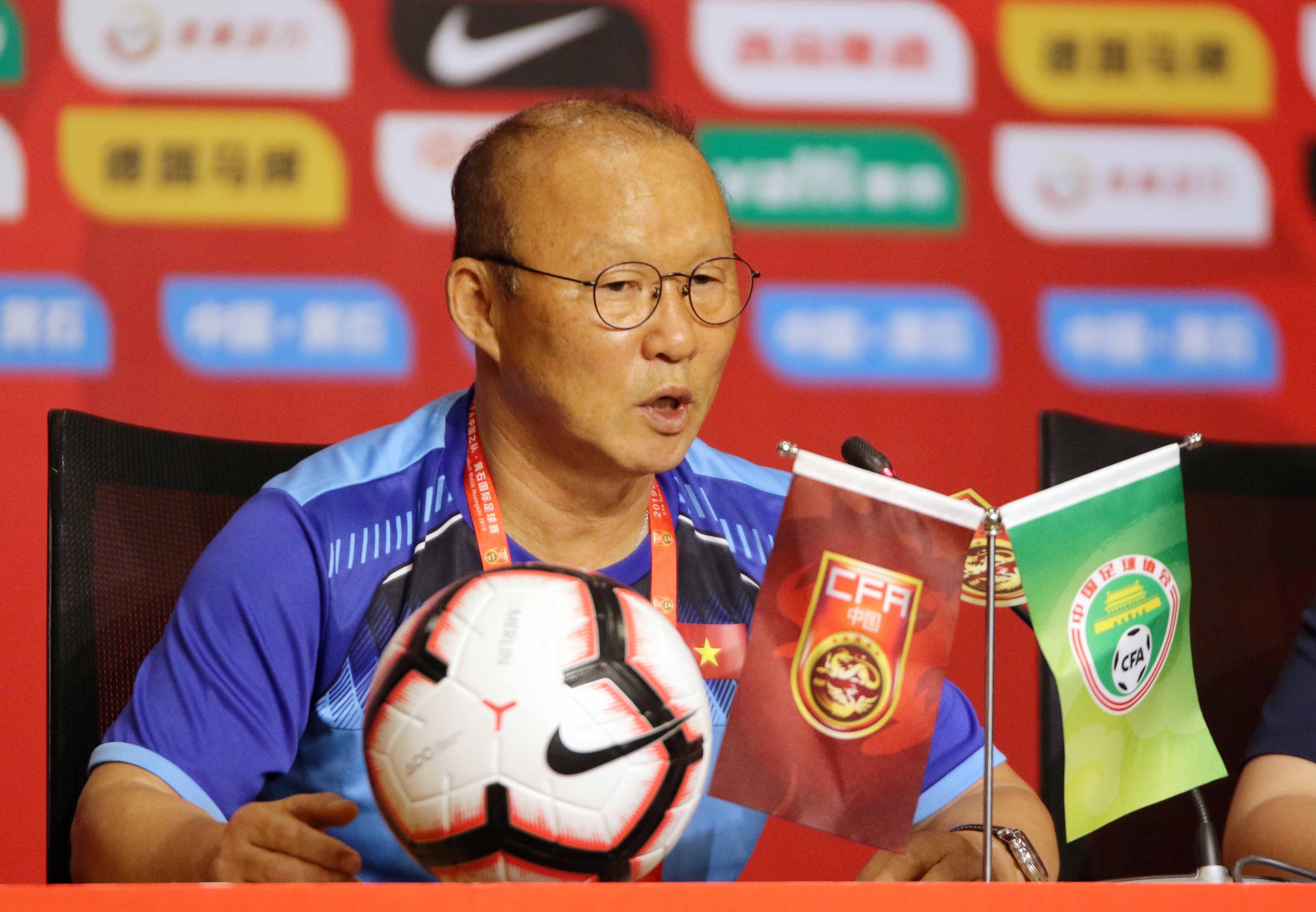 Thầy Park đặt ra 2 mục tiêu cùng U22 Việt Nam trước đội bóng 