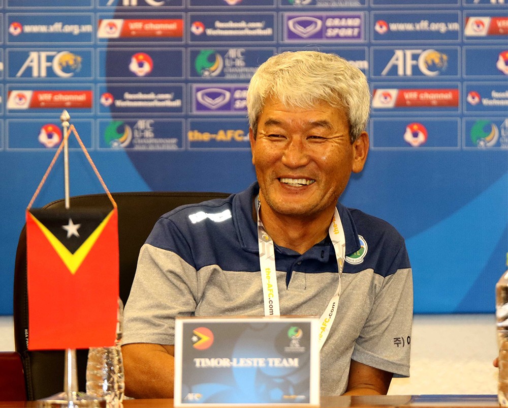 HLV Đinh Thế Nam chưa hài lòng dù U16 Việt Nam có 3 điểm - Bóng Đá