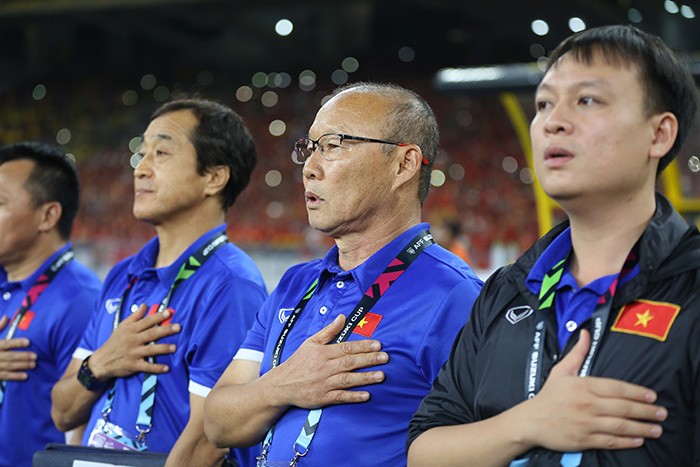 Nghịch lý thuê HLV tại ĐNÁ: Càng nổi tiếng, nhận lương cao càng dễ “ngã ngựa” - Bóng Đá